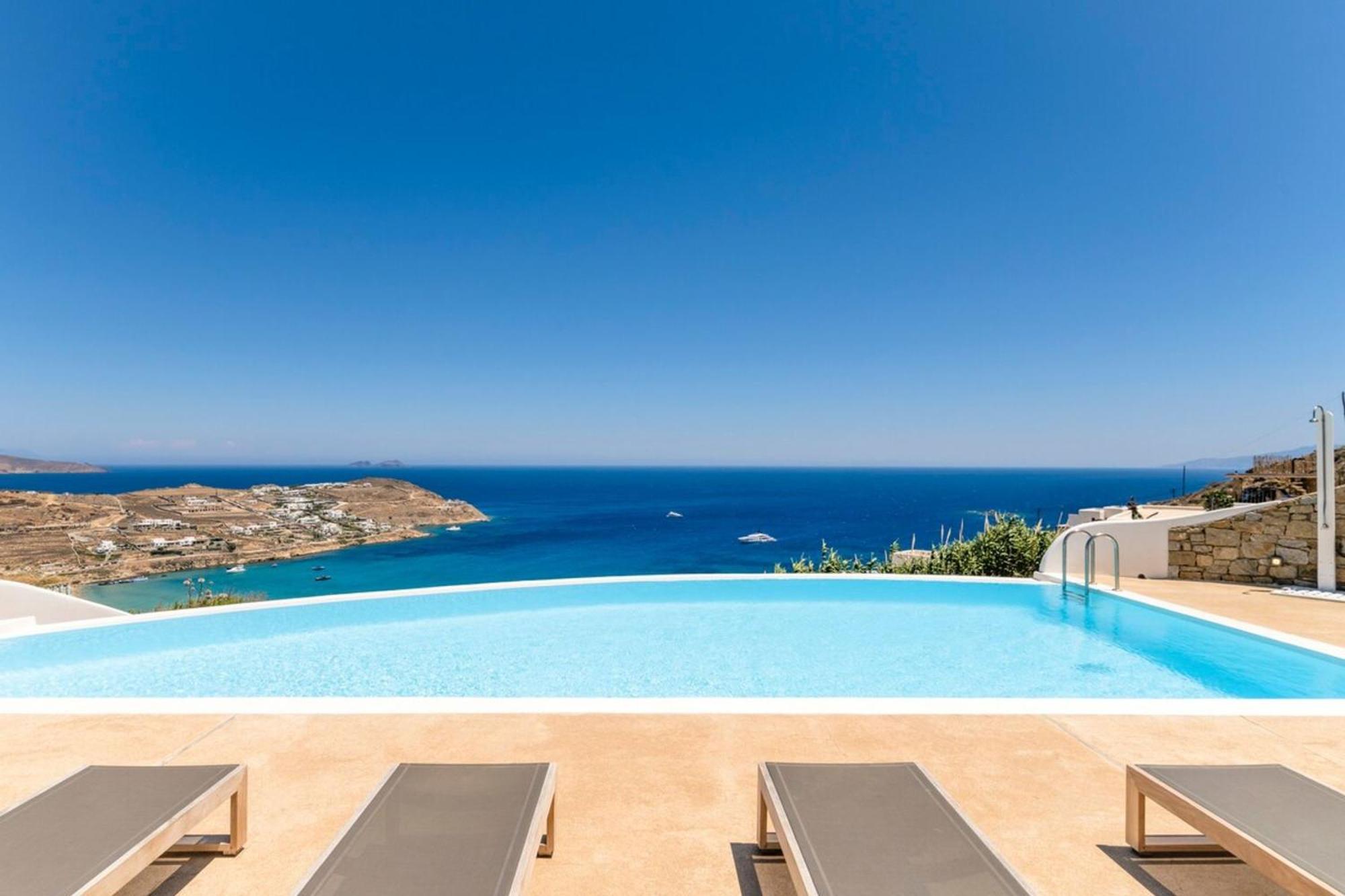 Villa Luxury With Stunning Views Above Kalo Livadi *