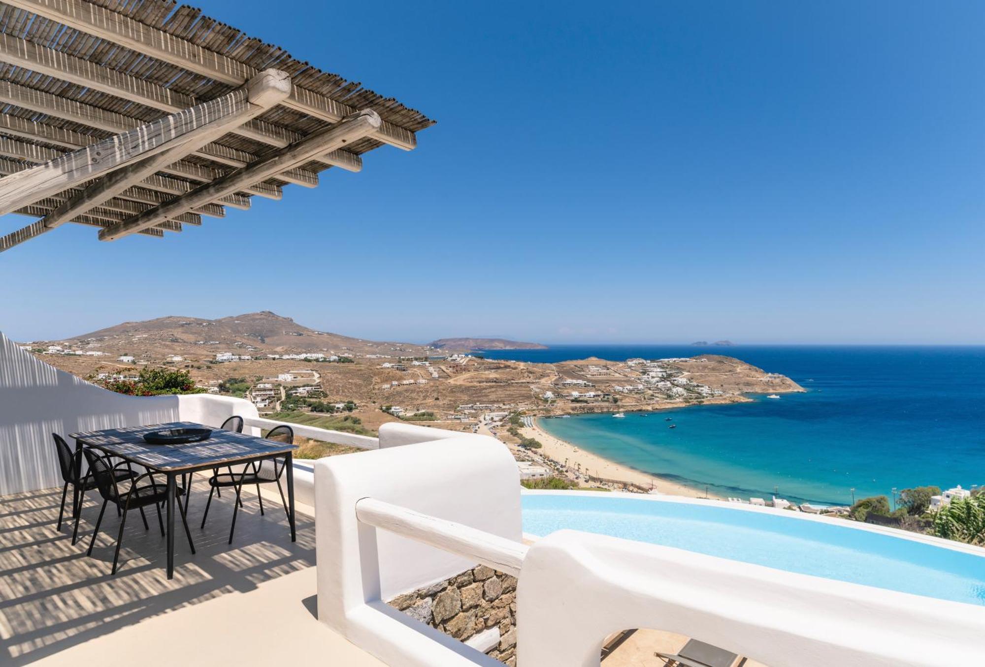 Luxury With Stunning Views Above Kalo Livadi