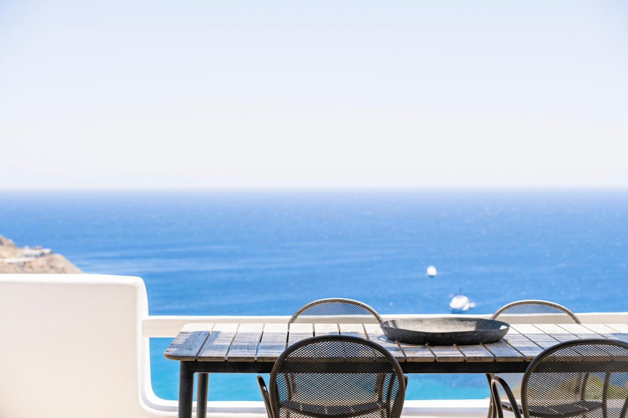 Villa Luxury With Stunning Views Above Kalo Livadi *